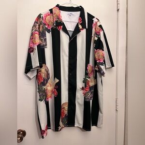 Fashion Nova Black and White Floral Men's Shirt